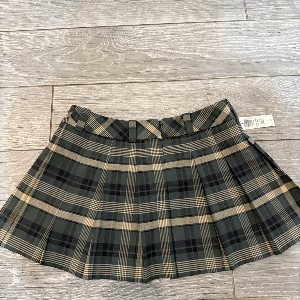 Aritzia Black and Tan Plaid Mini Skirt
